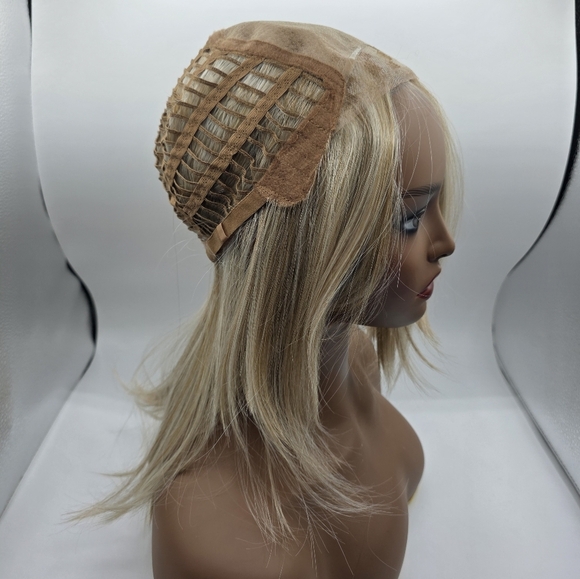 Nels Wigs Cissy Cool Blonde With Lowlights Monofilament Wig - Picture 13 of 16